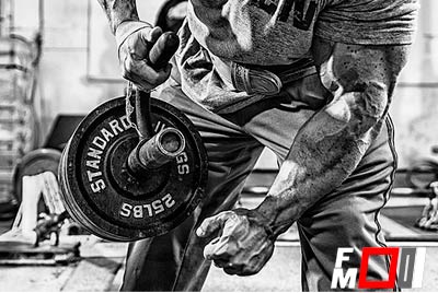 Masivní záda: 3 nejlepší variace přítahů!